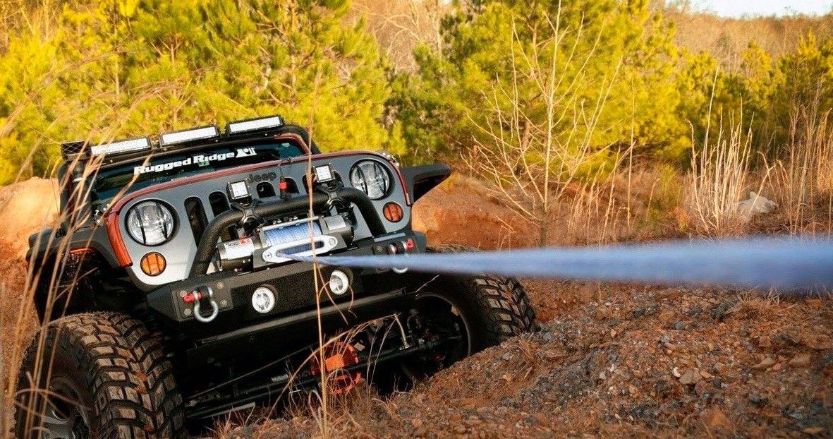 hydraulic winch for recovery truck